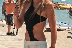 Σε ποια Ελληνίδα ανήκουν αυτοί οι κοιλιακοί;