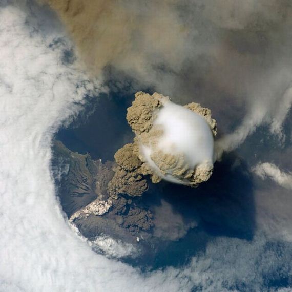 ΔΕΙΤΕ: Απίστευτες φωτογραφίες ηφαιστείων! - Φωτογραφία 20