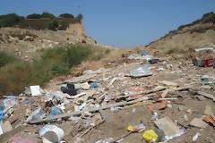 Άγνωστοι βεβήλωσαν σύμβολο του περιβαλλοντικού αγώνα στην Ιερισσό