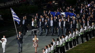 Περισσότερο party, παρά τελετή! [Photos] - Φωτογραφία 9