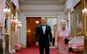 Ο Bond συνόδευσε την Βασίλισσα - Φωτογραφία 1