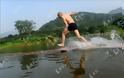 ΔΕΙΤΕ: Πώς οι μοναχοί Shaolin περπατούν στο νερό;;; - Φωτογραφία 7