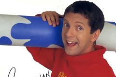 Δείτε πως είναι σήμερα ο παρουσιαστής του «Art Attack»