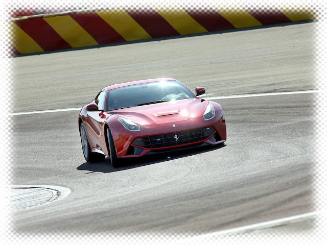 2013 Ferrari F12berlinetta - Φωτογραφία 5