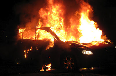 Έκαψε το αυτοκίνητό του, για να πάρει αποζημίωση! - Φωτογραφία 1