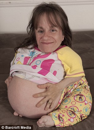 ΔΕΙΤΕ: Η πιο μικρόσωμη μητέρα στον κόσμο - Φωτογραφία 7