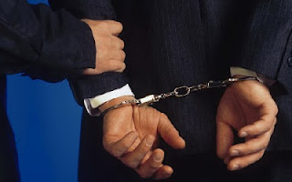 Συνελήφθη εργολάβος στο Λουτράκι - Φωτογραφία 1