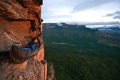 ΔΕΙΤΕ: Ένα... δωμάτιο με την  καλύτερη θέα στον κόσμο!