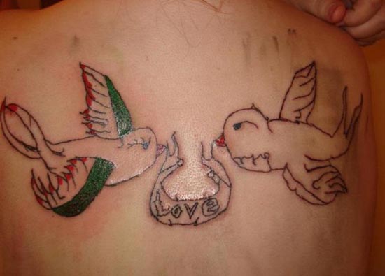 ΔΕΙΤΕ: Ίσως ο χειρότερος τατουατζής του κόσμου… - Φωτογραφία 13