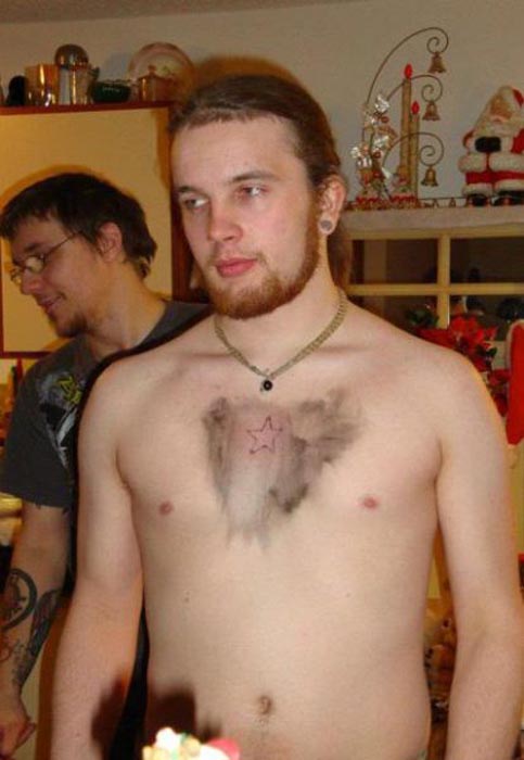 ΔΕΙΤΕ: Ίσως ο χειρότερος τατουατζής του κόσμου… - Φωτογραφία 3
