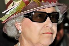 Γιατί θα θέλαμε να είναι κολλητή μας η βασίλισσα Ελισάβετ