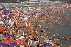 6 λόγοι που σιχαίνομαι το καλοκαίρι. Και δεν είμαι ο μόνος