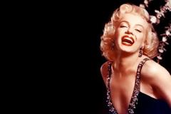 Η Μοnroe κυκλοφορούσε γυμνή!