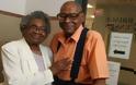 Παντρεύτηκαν ξανά, 50 χρόνια μετά το διαζύγιο!