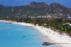 ΔΕΙΤΕ: Παγιδεύτηκε στην άμμο και την έπνιξε η παλίρροια