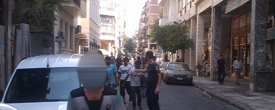Τεράστια επιχείρηση σκούπα στο κέντρο της Αθήνας και τον Έβρο για λαθρομετανάστες . - Φωτογραφία 4