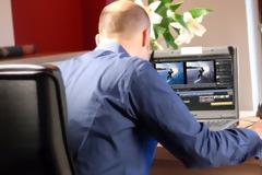 H κρίση δεν αγγίζει το e-εμπόριο