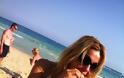 ΔΕΙΤΕ: Με μπικίνι στην παραλία... χωρίς ρετούς η Χριστίνα Παππά! - Φωτογραφία 3