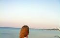 ΔΕΙΤΕ: Με μπικίνι στην παραλία... χωρίς ρετούς η Χριστίνα Παππά! - Φωτογραφία 4