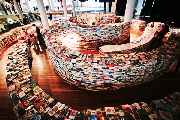 Ένας «λαβύρινθος» 250.000 βιβλίων! - Φωτογραφία 6