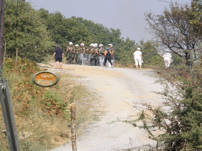 Έκρυθμη η κατάσταση στις Σκουριές τώρα! Συνέχεια φωτορεπορτάζ - Φωτογραφία 26