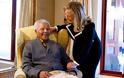 N.AΦΡΙΚΗ: Με το Νέλσον Μαντέλα συναντήθηκε η Χίλαρι Κλίντον