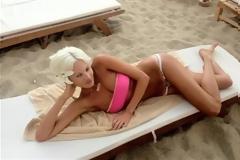 ΔΕΙΤΕ: Η Τζούλια Αλεξανδράτου ποζάρει όλο νάζι