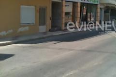 Χαλκίδα:Ακούστηκε ένα μπαμ και αντίκρισαν σπασμένη την τζαμαρία-Δείτε φωτογραφίες