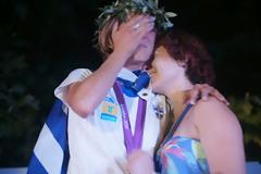 Δάκρυσε μπροστά στους συντοπίτες της η ολυμπιονίκης Αλ. Τσιάβου!