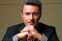 Ετοιμάζεται για δελτίο ειδήσεων ο Χατζηνικολάου