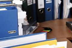 Στον...αέρα οι δημόσιοι υπάλληλοι