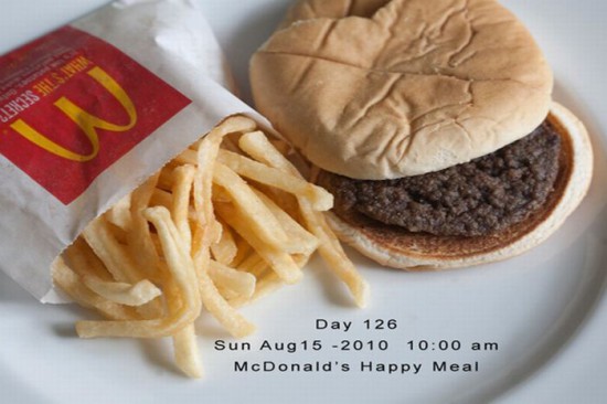 ΑΠΙΣΤΕΥΤΕΣ ΦΩΤΟΓΡΑΦΙΕΣ:  Πόσες μέρες “κρατάει” ένα Happy Meal; - Φωτογραφία 9