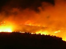 Βοήθεια για την κατάσβεση της φωτιάς στην Αρκαδία ζητάει η Περιφέρεια Πελοποννήσου - Φωτογραφία 1