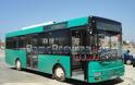 Πρέβεζα: Κλαδί από ευκάλυπτο έπεσε πάνω σε αστικό λεωφορείο - Από τύχη δεν θρηνήσαμε θύματα