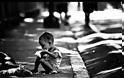 ΣΥΓΚΛΟΝΙΣΤΙΚΕΣ ΦΩΤΟΓΡΑΦΙΕΣ: Tα πρόσωπα της φτώχειας - Φωτογραφία 24