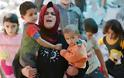 Κύμα Σύρων προσφύγων συρρέει στην Τουρκία