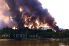 Σοκαριστικές φωτογραφίες από την πυρκαγιά στο Άγιο Όρος [ΔΕΤΕ ΤΙΣ]