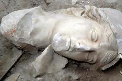 Η ΠΡΟΦΗΤΕΙΑ ΤΟΥ ΚΟΝΔΥΛΗ