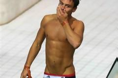 Θέλεις να σου μάθω... καταδύσεις;