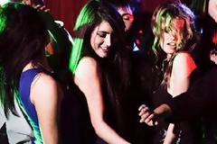 Όσα κάνουν οι γυναίκες στις διακοπές τους