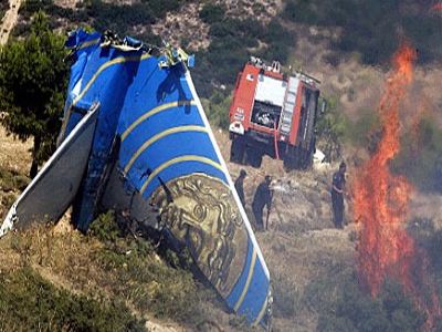 ΔΙΠΛΗ ΜΑΥΡΗ ΕΠΕΤΕΙΟΣ ΓΙΑ ΤΗΝ ΚΥΠΡΟ - Φωτογραφία 2