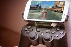 GameKlip: Συνδέει smartphones με χειριστήριο PlayStation