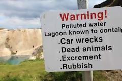 Μια επικίνδυνη λίμνη στην Αγγλία