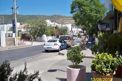 Αφιερωμένο στους Ελληναράδες που παρκάρουν όπου βρουν