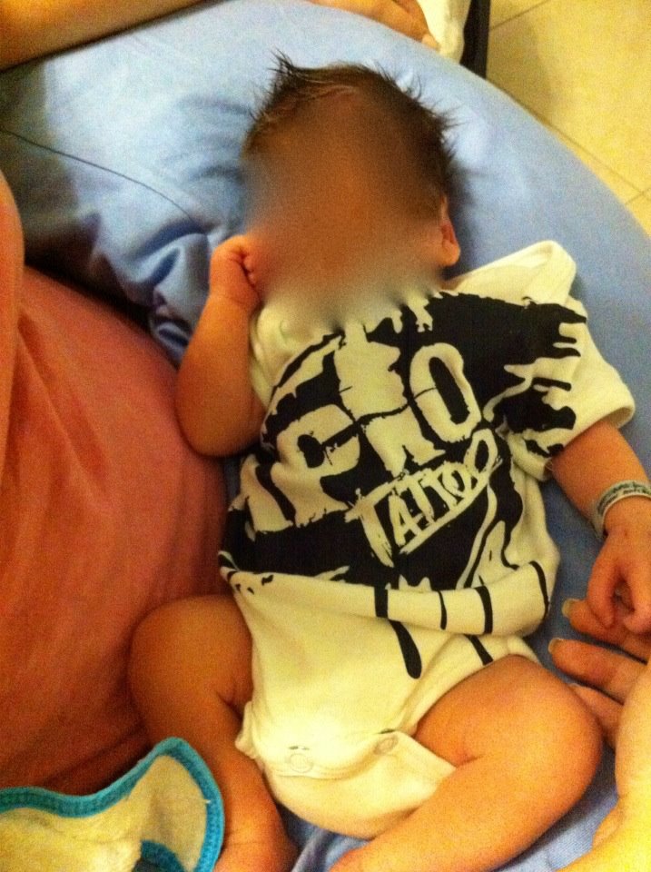 Θηρίο: Οι πρώτες φωτογραφίες από το νεογέννητο γιο του! - Φωτογραφία 2
