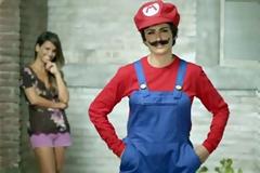 VIDEO: Η Penelope Cruz ντύθηκε Super Mario