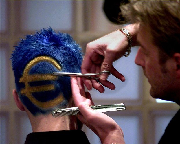 Reuters: Νέο «κούρεμα» 70-100 δισ. σχεδιάζει η ΕΚΤ - Φωτογραφία 1