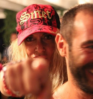 ΑΝΝΑ ΒΙΣΣΗ Σε ξέφρενο πάρτι με τον Κανάκη στη Χαλκιδική - Φωτογραφία 1