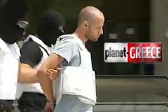 ΙΔΟΥ: Το πρόσωπο και όνομα του 29χρονου δράστη της ληστείας της Πάρου [ΦΩΤΟ - ΒΙΝΤΕΟ & ΠΛΗΡΟΦΟΡΙΕΣ]