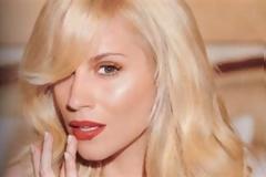 ΔΕΙΤΕ: Όταν η Νάντια Μπουλέ κόβει την ανάσα!